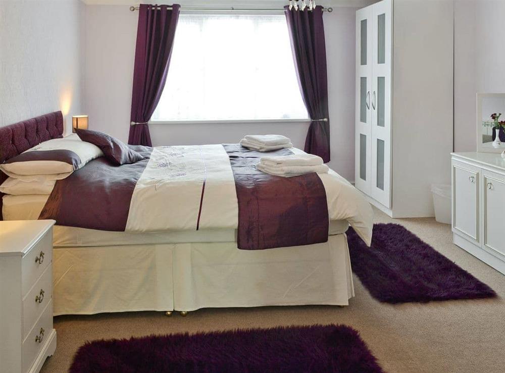 Comfortable double bedroom at Sunny Bank in Bude, Cornwall