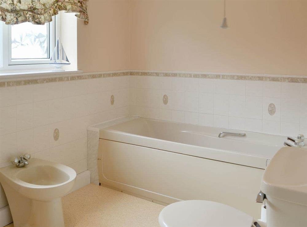 Bathroom at Sunny Crest in Hunmanby Gap, near Filey, North Yorkshire