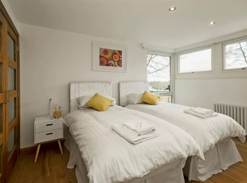 Comfortable twin bedroom at Sunnybank in Coltishall, near Wroxham, Norfolk, England