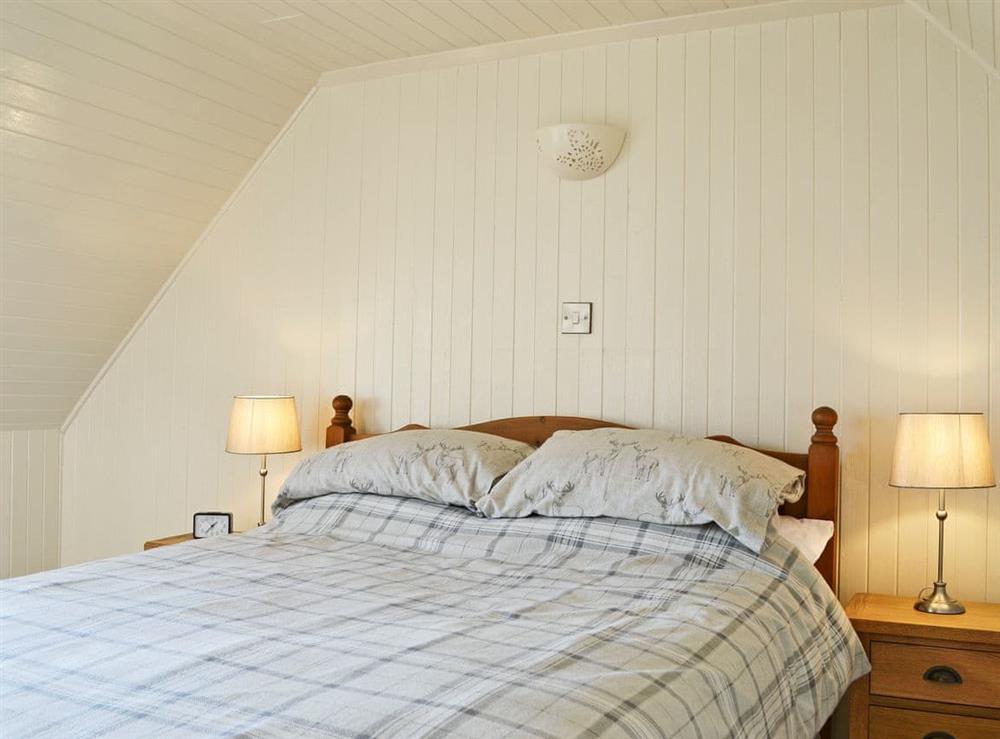 Spacious double bedroom at Sunnybank Cottage in Inveralligin, near Torridon, Ross-Shire