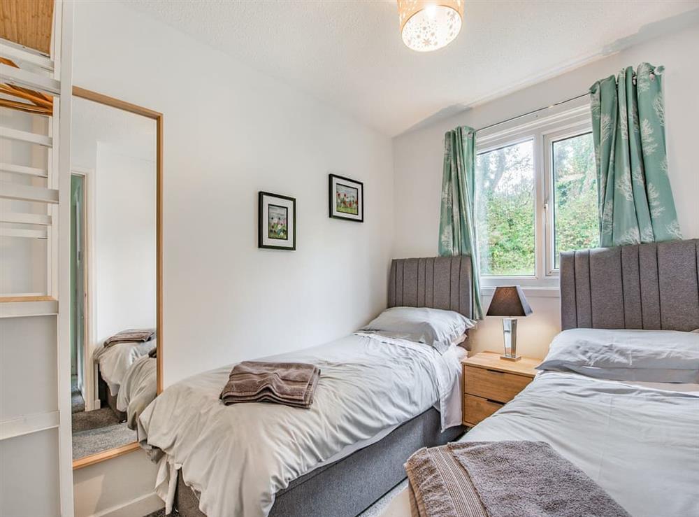 Twin bedroom at Sunnybank in Freshwater East, near Pembroke, Dyfed