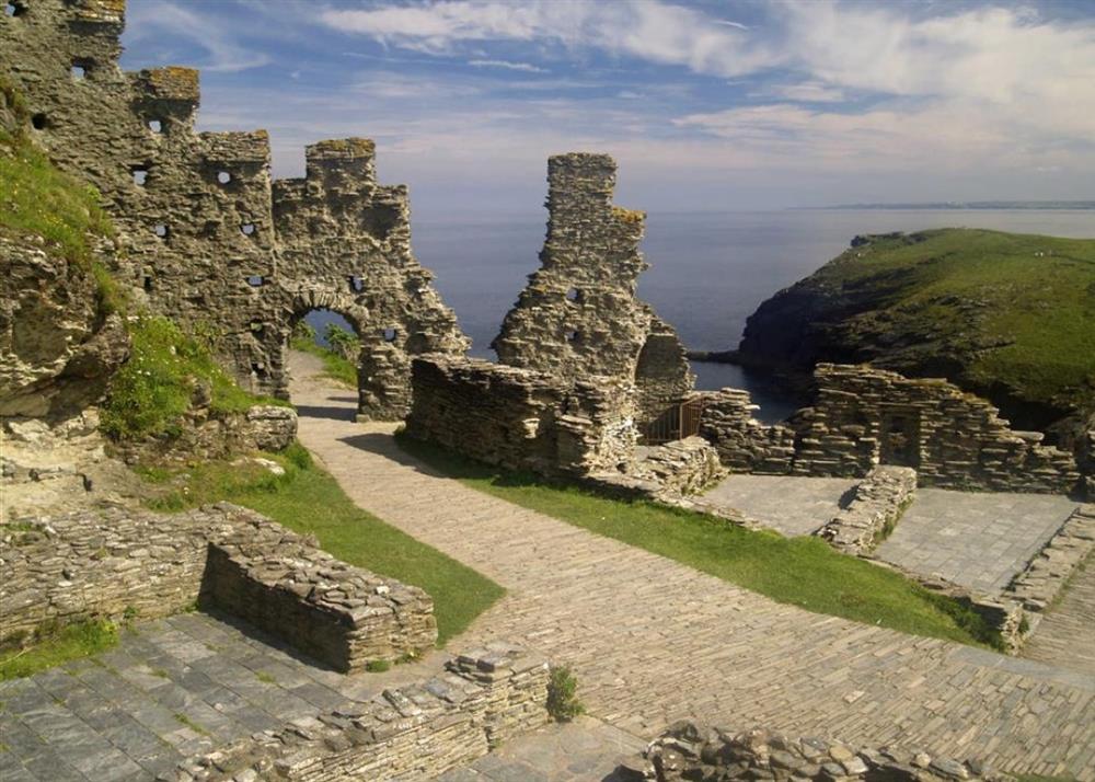 Tintagel Castle at Sunnycliff in Trebarwith Strand