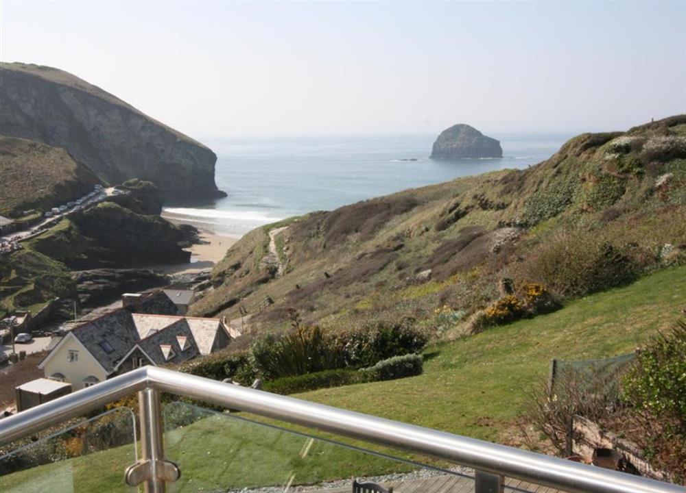 View from balcony at Sunnycliff in Trebarwith Strand