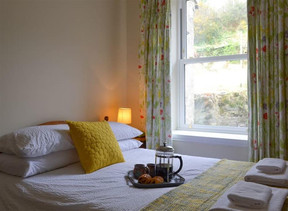 Double bedroom (photo 3) at Sunnycraig in Tarbert, Argyll and Bute, Scotland