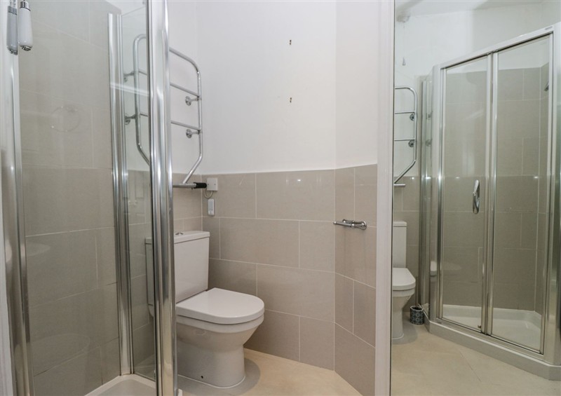 The bathroom (photo 4) at Sunnycroft, Keswick