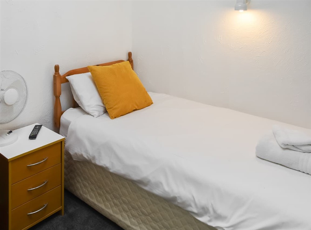 Single bedroom