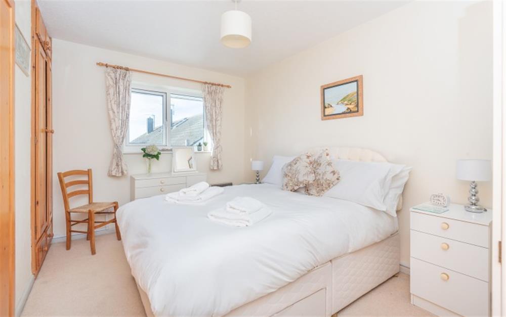 Double Bedroom at Sunnynook in Porth
