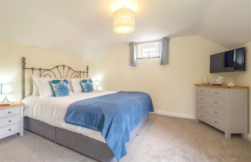 Master bedroom, sleep tight in a super-king size bed at Sunnyside Barn, Chacewater Truro