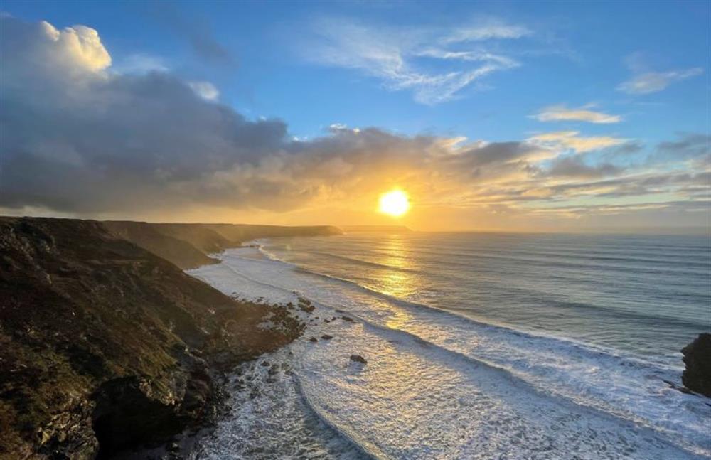 Watch the sunset with gorgeous views from the North Coast at Sunnyside Barn, Chacewater Truro