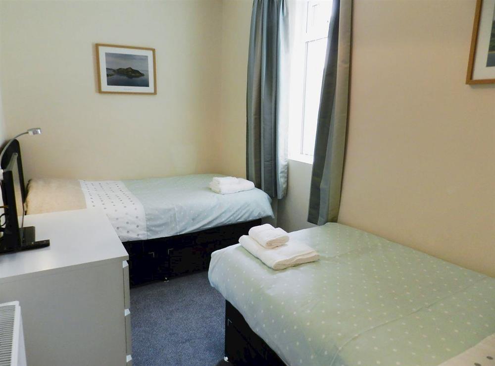 Twin bedroom at Sunnyside Cottage in Lamlash, Isle Of Arran
