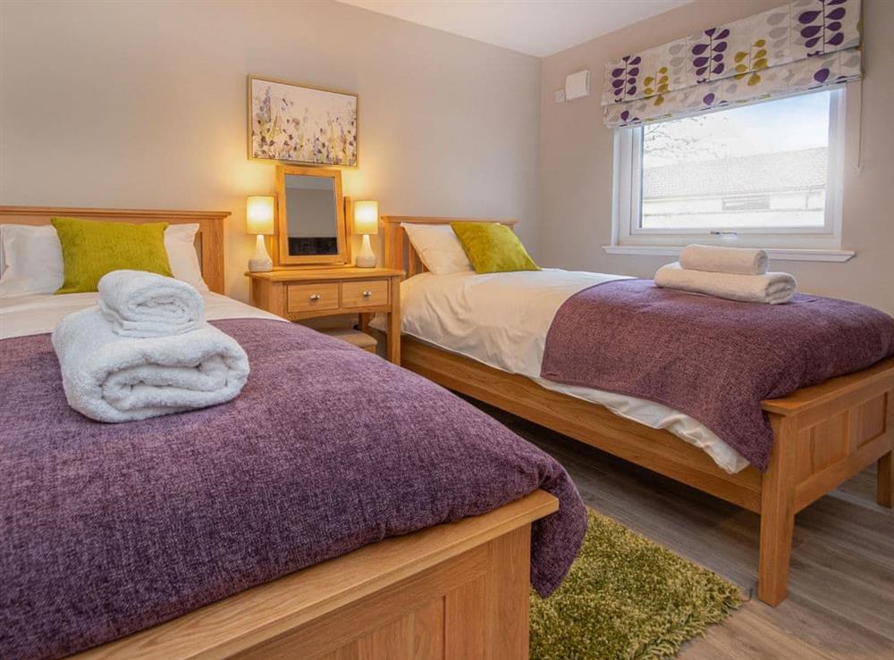 Twin bedroom at Sunnyside Culloden in Inverness, Inverness-Shire