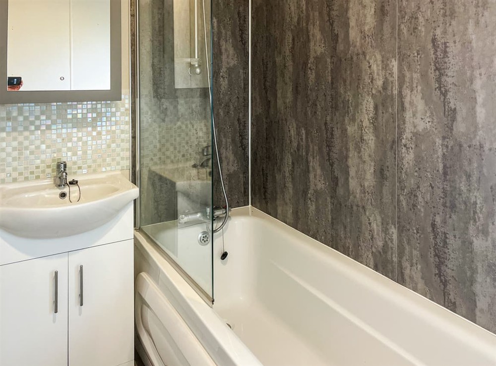 Bathroom at Sunnyside Lodge in Sandown, Isle of Wight