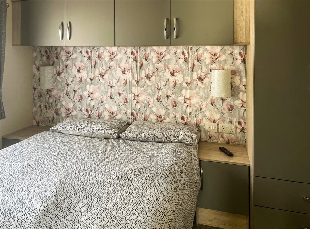 Double bedroom at Sunnyside Lodge in Sandown, Isle of Wight