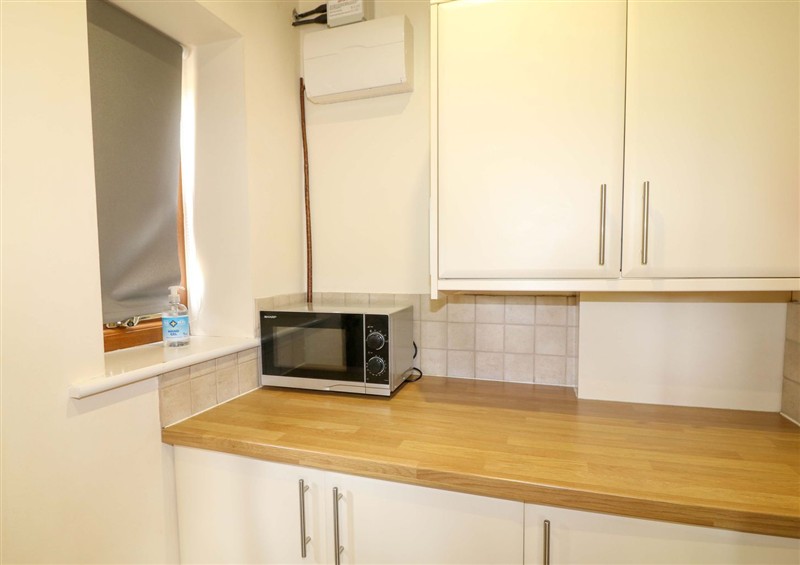 Kitchen (photo 3) at Sunnyside Lodge, Thorpe-On-The-Hill