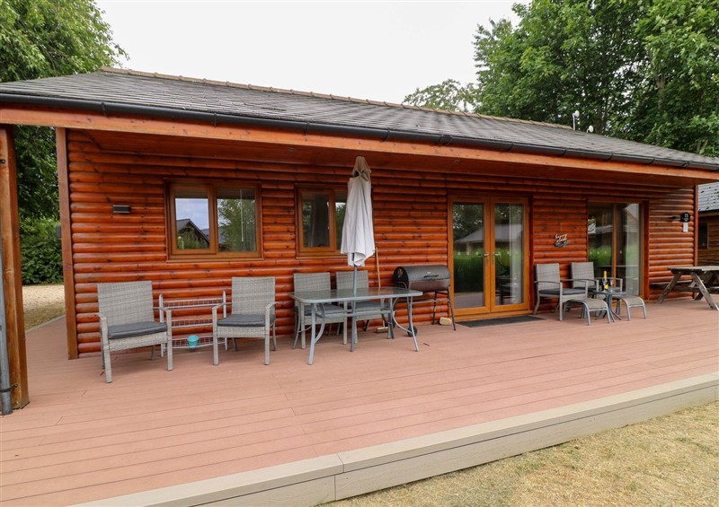 The setting (photo 2) at Sunnyside Lodge, Thorpe-On-The-Hill