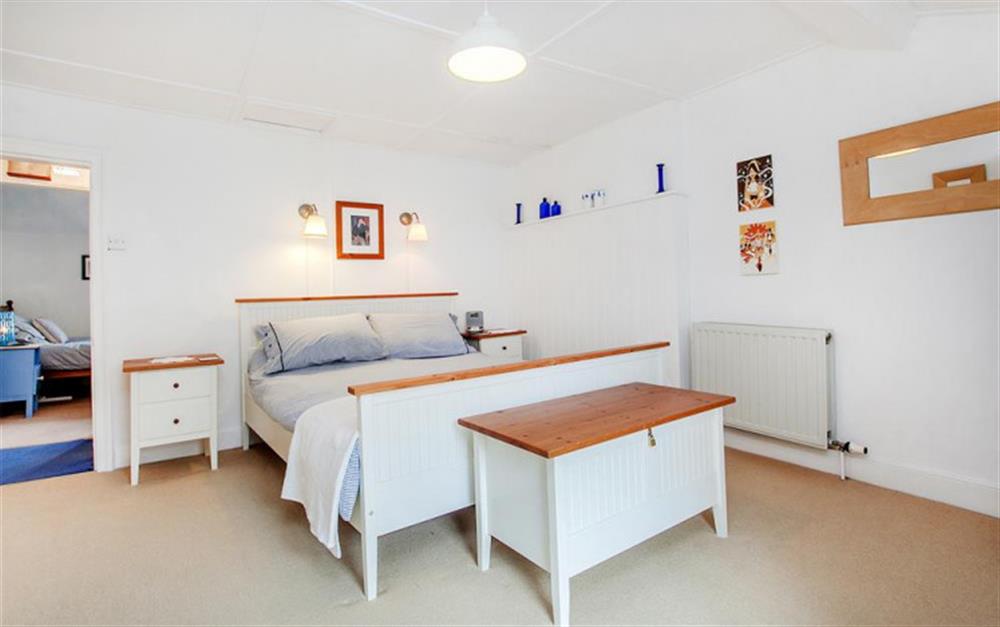 King size bed in bedroom 3 at Sunnyside in Lyme Regis
