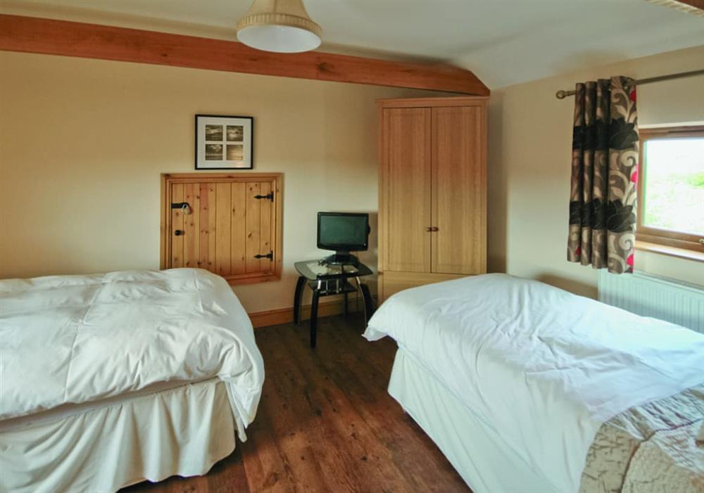 Twin bedroom at Sunrise Barn in Skegness, Lincolnshire