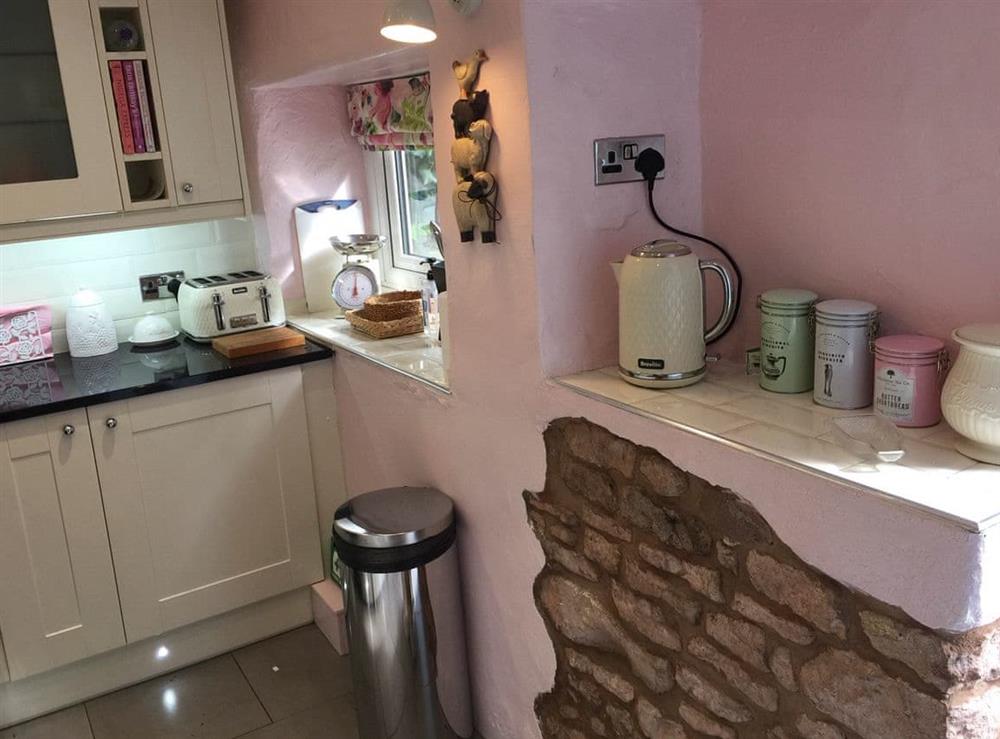 Kitchen (photo 3) at Sunrise Cottage in Bromsash, near Ross-On-Wye, Herefordshire
