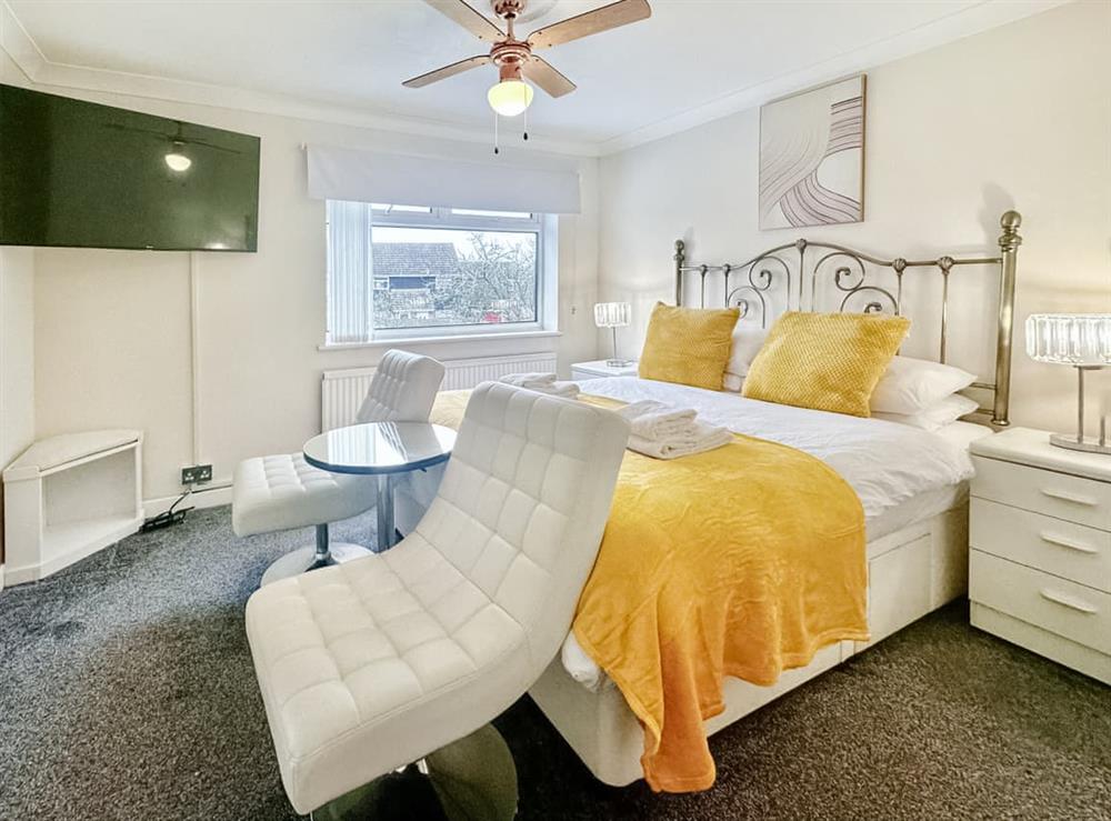 Double bedroom (photo 2) at Sunrise Villa in Clacton on Sea, Essex