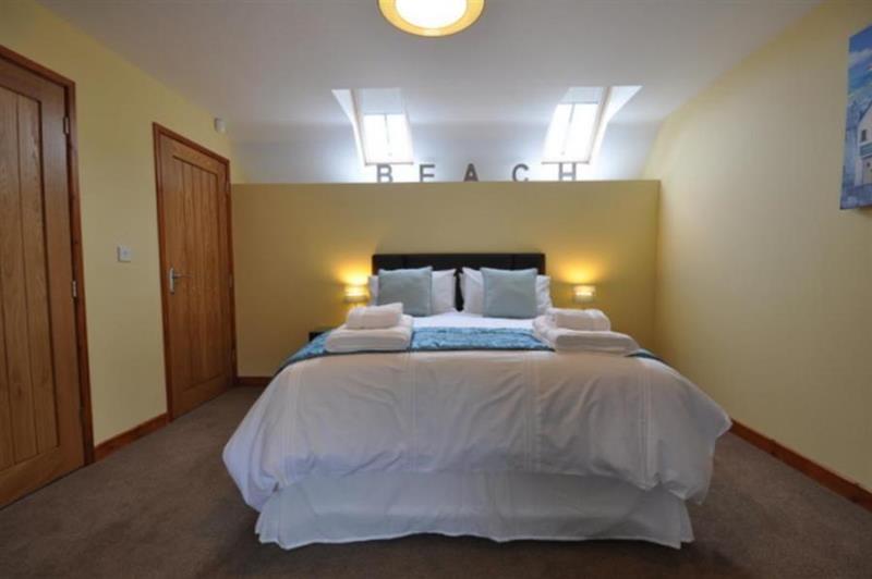 Double bedroom (photo 3) at Sunset Lodge, Portland, Dorset