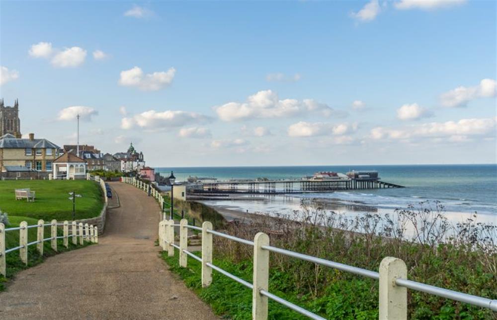 Approaching Cromer as you leave the coastal path