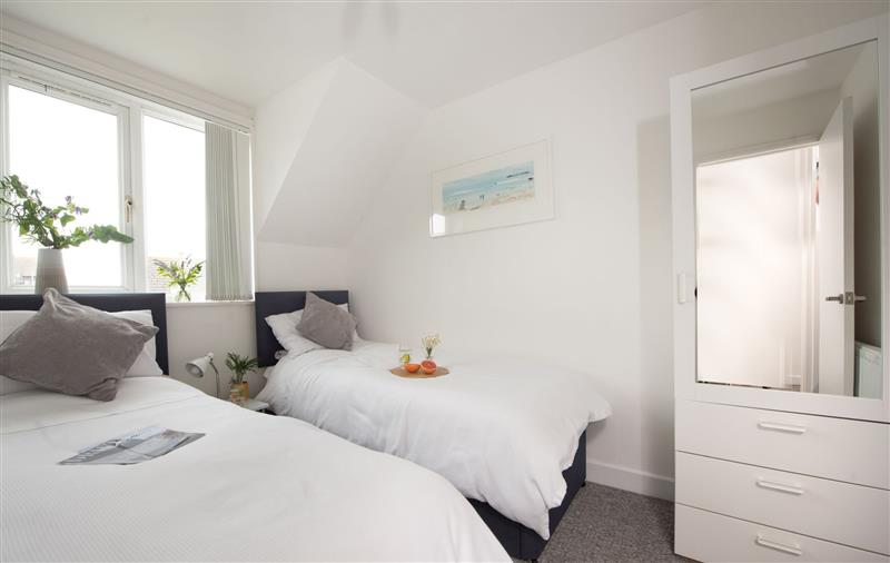 This is a bedroom at Sunshine Cottage, Cornwall