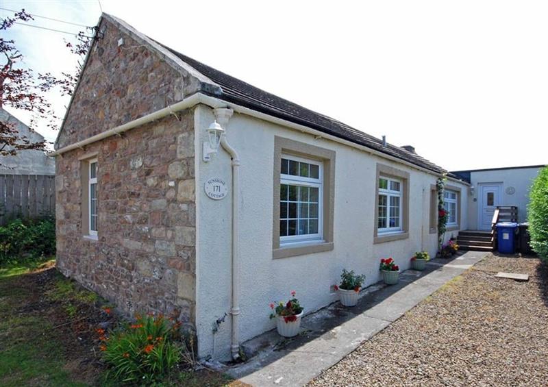 This is Sunshine Cottage at Sunshine Cottage, Seahouses