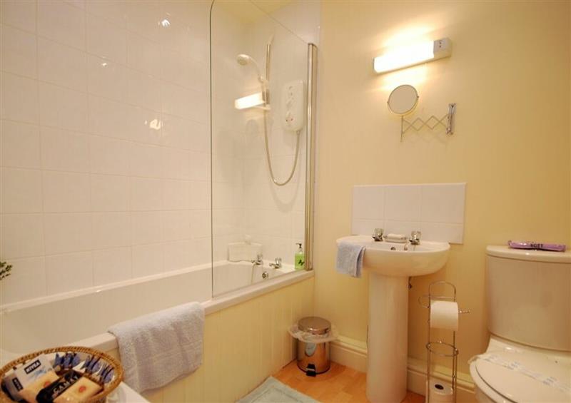 This is the bathroom at Sunshine Cottage, Seahouses