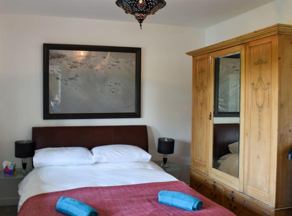 Comfy double bedroom at Sunwood House in Ditcham, near Petersfield, Hampshire