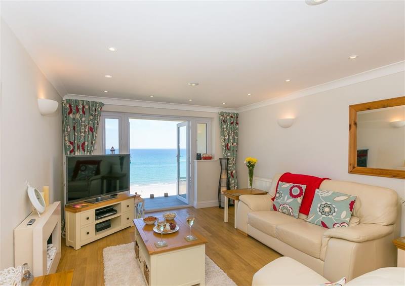 The living area at Surf and Sand, Carbis Bay