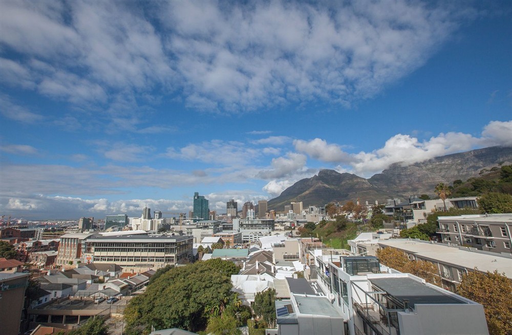 Suzman Terrace (photo 15) at Suzman Terrace in Cape Town, South Africa