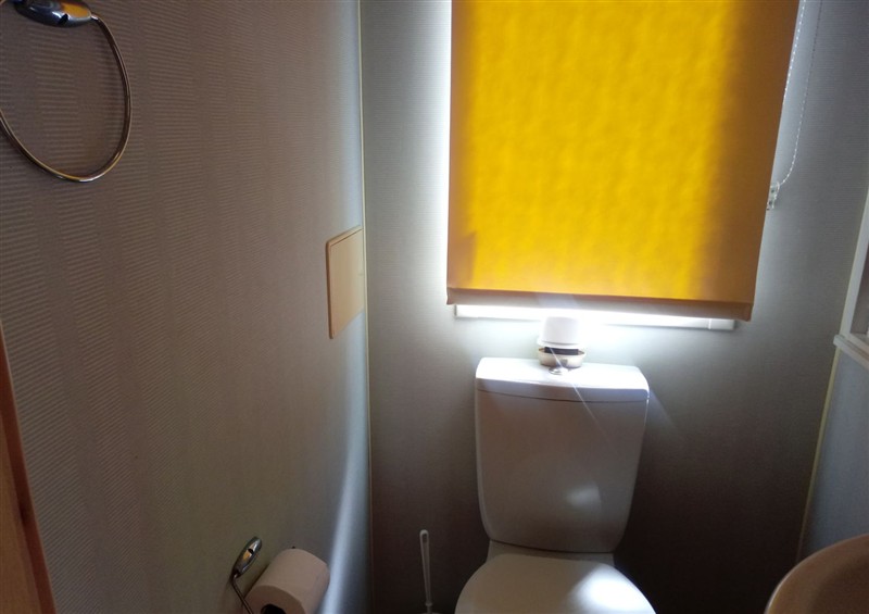 The bathroom (photo 2) at Swaledale 5, Tosside near Long Preston