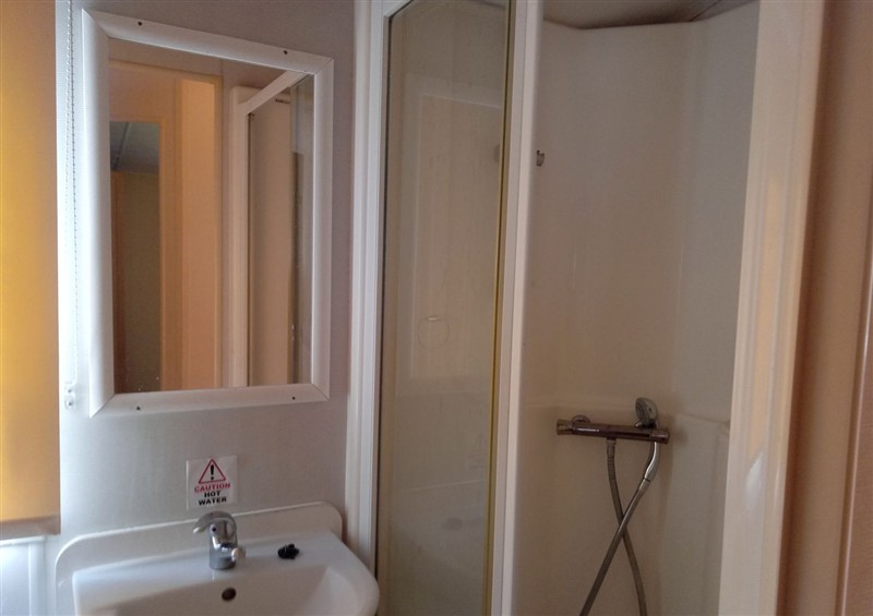 The bathroom (photo 3) at Swaledale 5, Tosside near Long Preston
