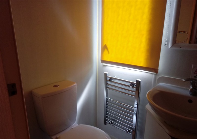 The bathroom at Swaledale 5, Tosside near Long Preston