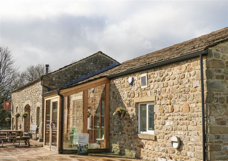 This is Swaledale 5 (photo 2) at Swaledale 5, Tosside near Long Preston