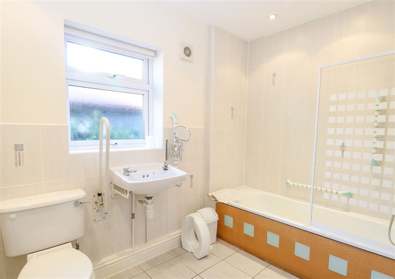 Bathroom (photo 2) at Swallow Barn, Holton near Halesworth