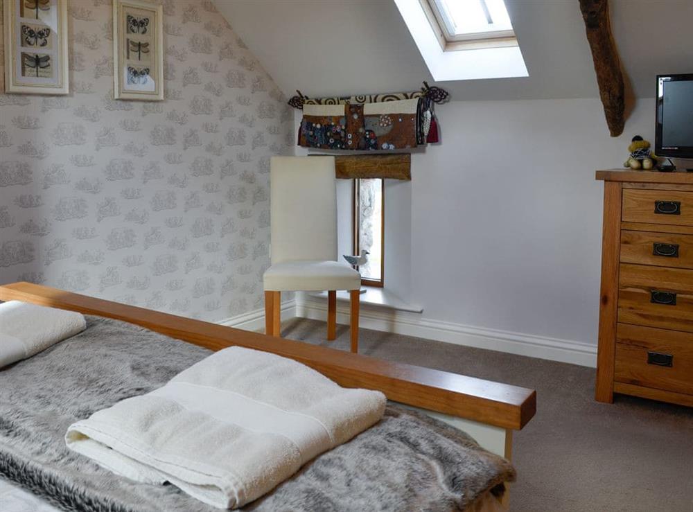 Double bedroom with en-suite shower (photo 2) at Swallow Barn in Torpenhow, near Wigton, Cumbria