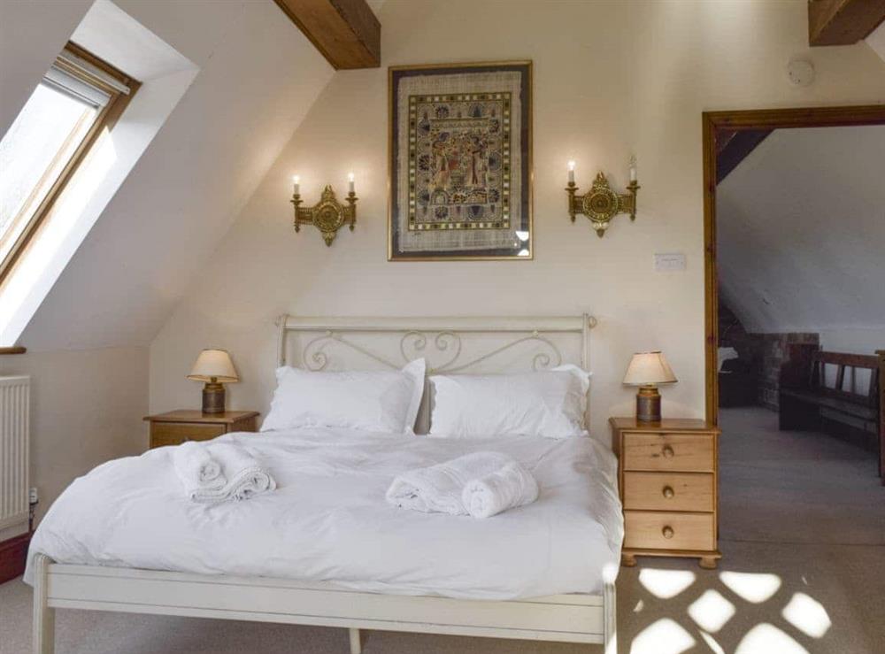 Relaxing double bedroom at Swallow Barn in Warkworth, Banbury, Oxon., Oxfordshire