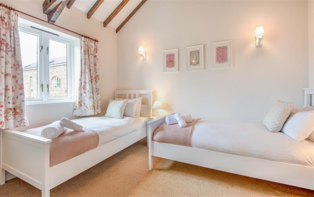 The twin bedroom  at Swallow Cottage in Thurlestone