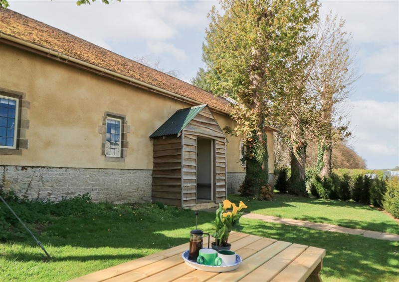 The setting at Swallow Studio, Andoversford near Cheltenham