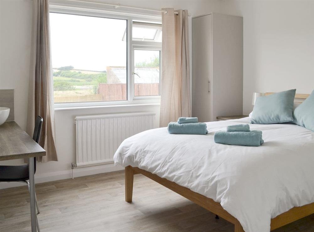 Relaxing double bedroom at Swallows Nest in Bude, Cornwall