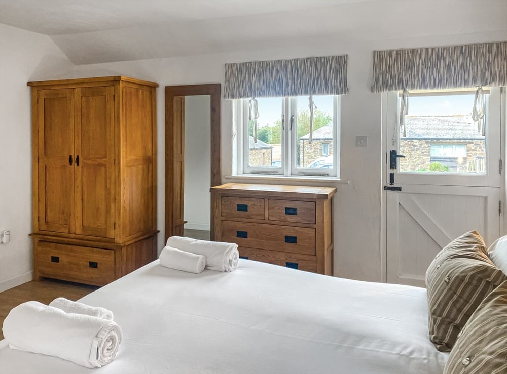 Double bedroom (photo 2) at Swallows in Portscatho, Cornwall