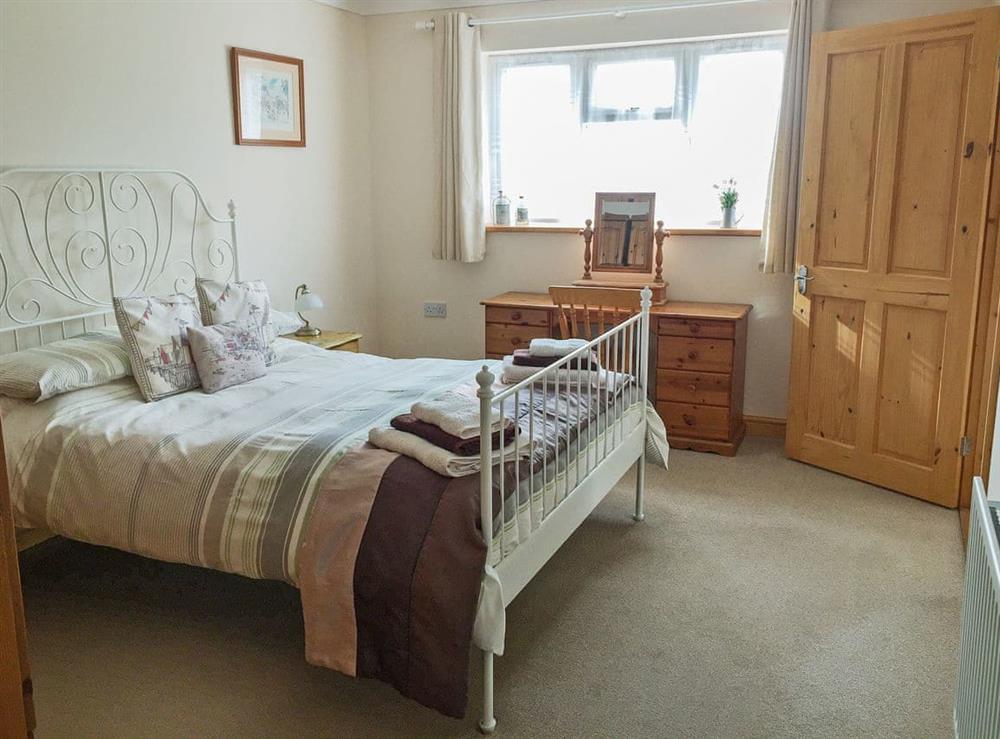 Relaxing double bedroom at Swallows Rest in East Taphouse, near Liskeard, Cornwall