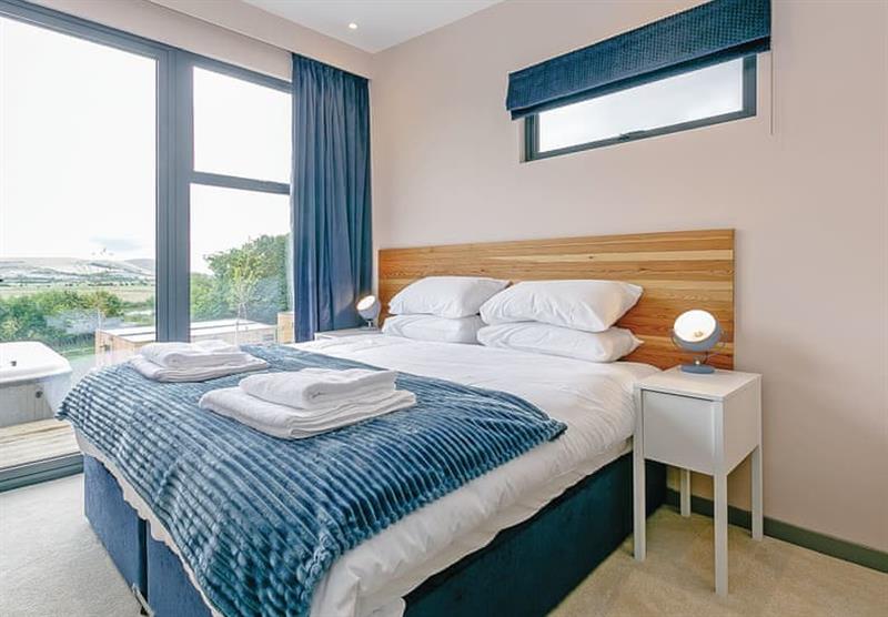 Double bedroom in Hill View (photo number 2) at Swanborough Lakes Lodges in Lewes, East Sussex