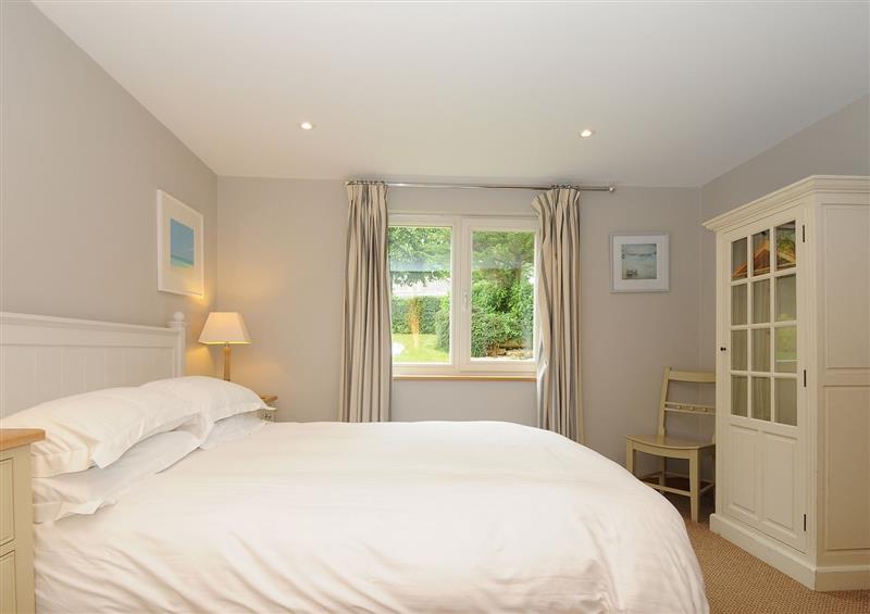 A bedroom in Swandown, 14 Goldenhaye at Swandown, 14 Goldenhaye, Cricket St. Thomas near Chard