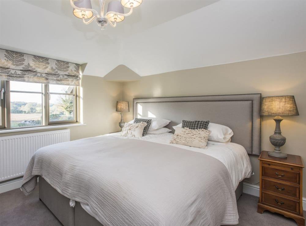 Double bedroom at Meadowsweet Cottage, 