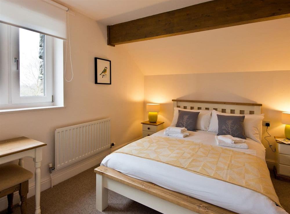 Comfortable en-suite double bedroom at Wansfell Suite, 