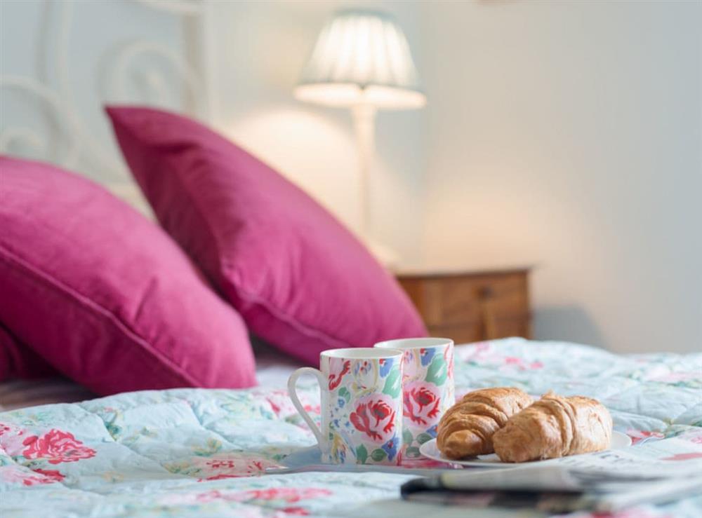 Comfortable double bedroom at Sweet Pea Cottage in Kingston, near Corfe Castle, Dorset