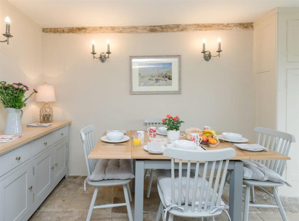 Ideal dining area at Sweet Pea Cottage in Kingston, near Corfe Castle, Dorset