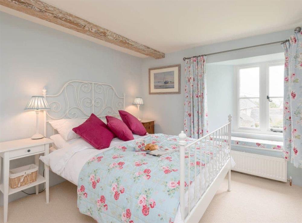 Spacious double bedroom at Sweet Pea Cottage in Kingston, near Corfe Castle, Dorset
